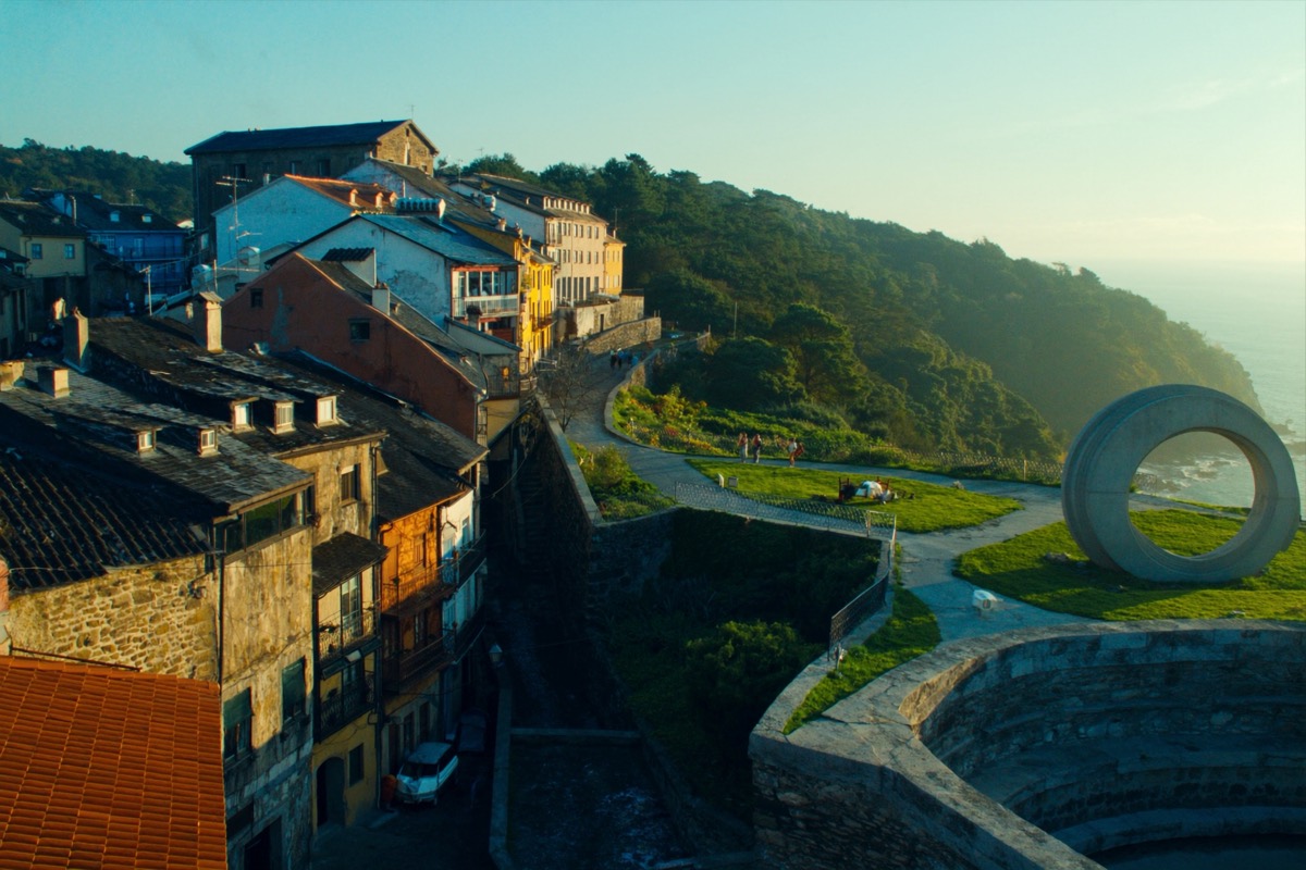 Barrio de pescadores de Cimavilla sobre el cerro y el mar